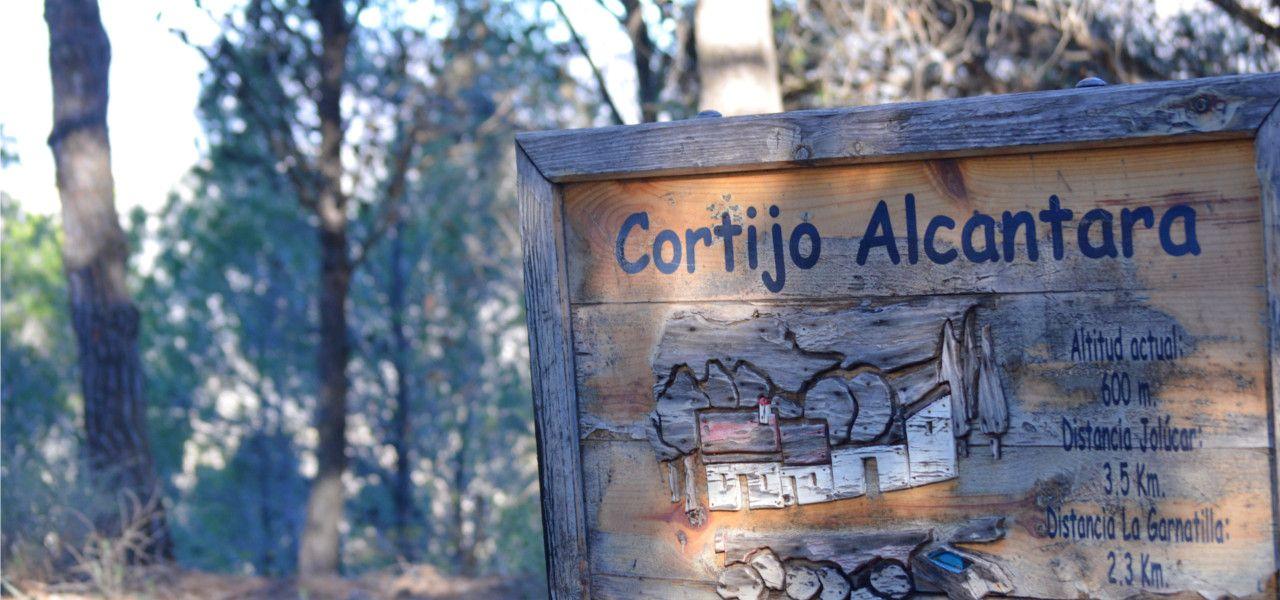 Sendero Garnatilla-Alcántara